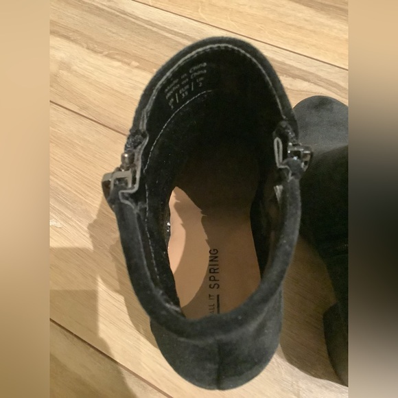 🎉HOST PICK🎉 vintage Dressy Black velour zip up 3” platform booties - Picture 6 of 11